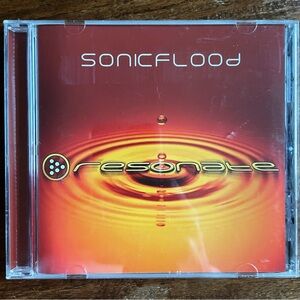 Sonicflood Resonate Music CD Worship Praise Very Good Condition No Scratches